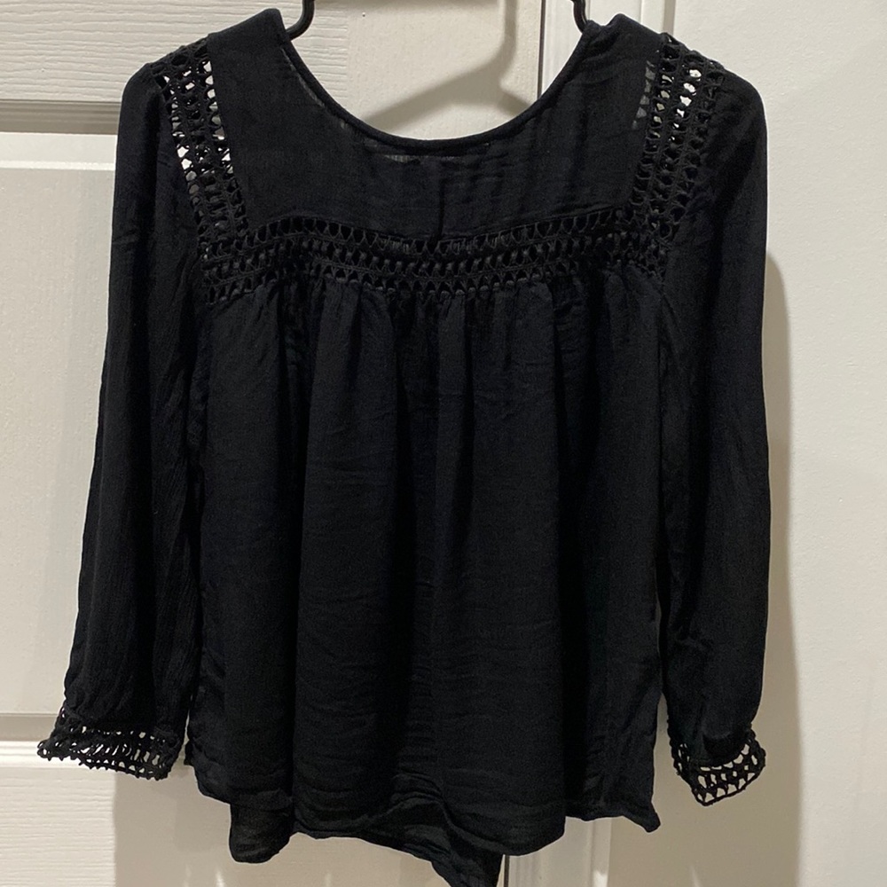 Lucky Brand Women’s Cut-out Detailed Blouse
